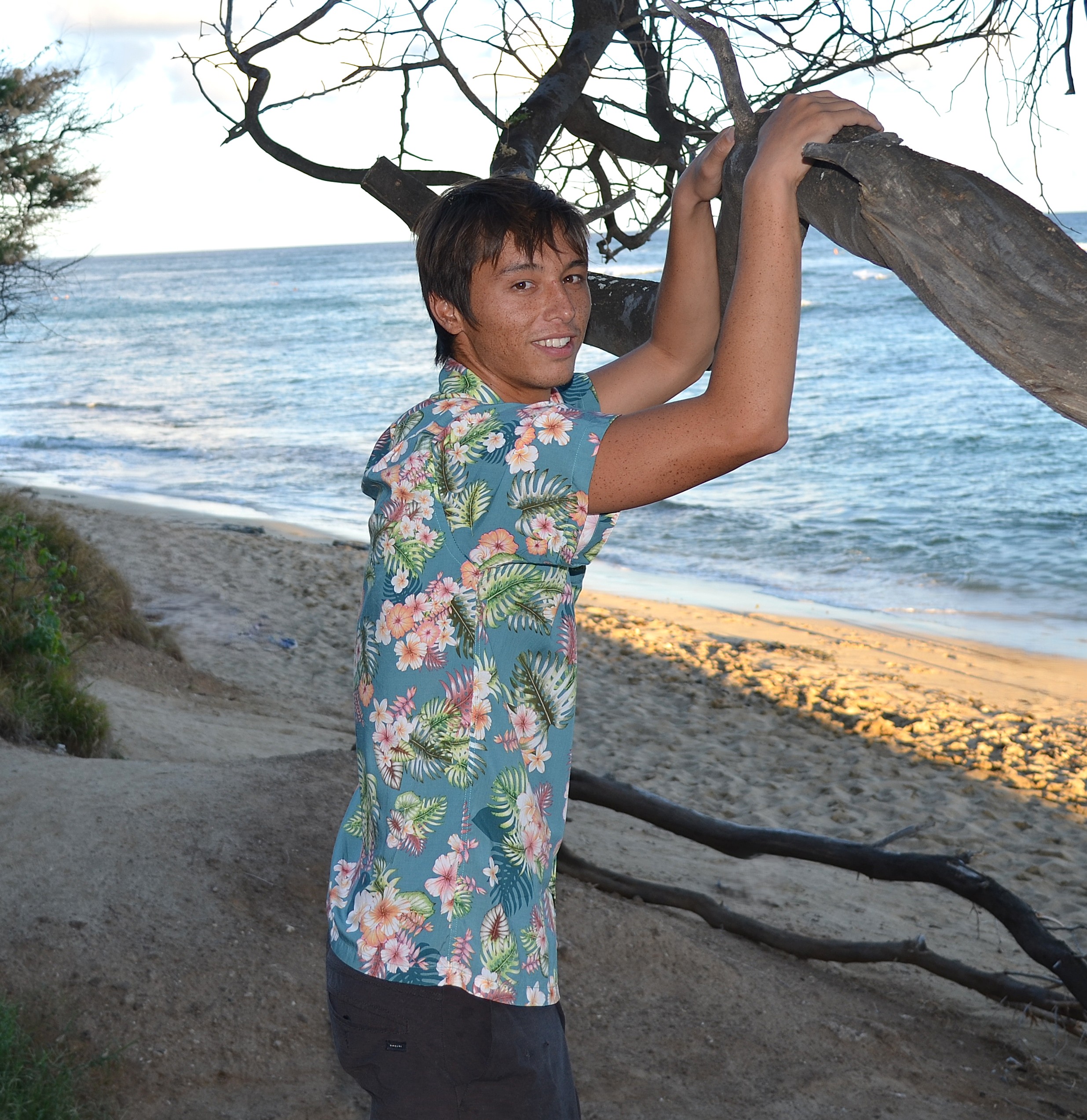 FAAW04-1 Man Aloha Shirt